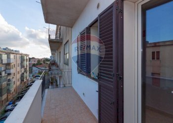 Balcone - Bilocale Via Poggio San Secondo
 
4, Caltagirone - foto 5