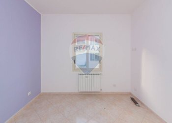 Stanza vuota - Bilocale Via Poggio San Secondo
 
4, Caltagirone - foto 8