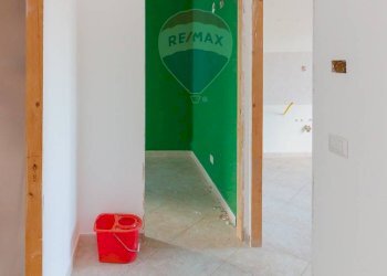 Hall / corridoio - Bilocale Via Poggio San Secondo
 
4, Caltagirone - foto 11