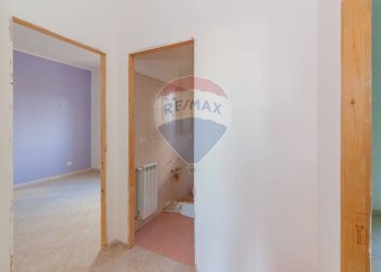 Hall / corridoio - Bilocale Via Poggio San Secondo
 
4, Caltagirone - foto 15