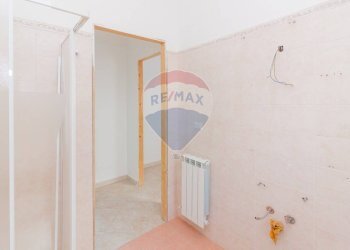 Hall / corridoio - Bilocale Via Poggio San Secondo
 
4, Caltagirone - foto 18