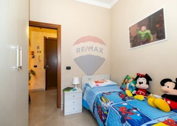 Camera / camera da letto - Quadrilocale Via Castello Ursino
 
46, Catania - foto 10