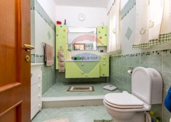 Bagno - Quadrilocale Via Castello Ursino
 
46, Catania - foto 17