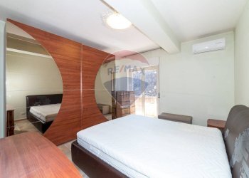 Camera / camera da letto - Quadrilocale Via Corsaro
 
14, Camporotondo Etneo - foto 24