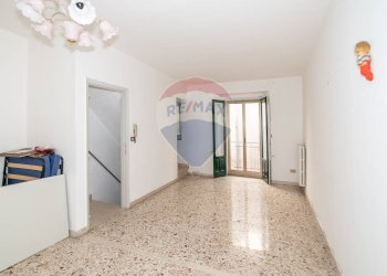 Stanza vuota - Casa indipendente VIA VESPRI
 
52-54-56, Caltagirone - foto 2