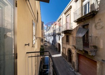 Edificio all\'aperto - Casa indipendente VIA VESPRI
 
52-54-56, Caltagirone - foto 14