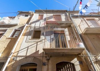 Edificio all\'aperto - Casa indipendente VIA SANTA LUCIA
 
39, Caltagirone - foto 3