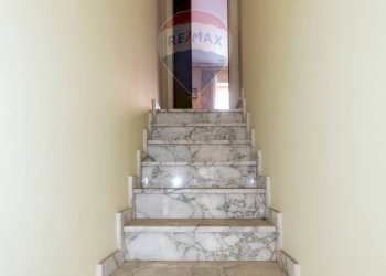 Scale - Casa indipendente VIA SANTA LUCIA
 
39, Caltagirone - foto 5