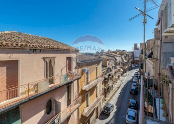 Edificio all\'aperto - Casa indipendente VIA SANTA LUCIA
 
39, Caltagirone - foto 26