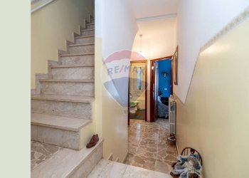 Scale - Appartamento VIA RAGUSA
 
43, Caltagirone - foto 17