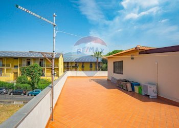 Terrazza - Appartamento Via Paolo vasta
 
5, Aci Sant'Antonio - foto 7