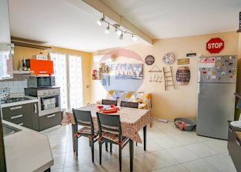 Cucina - Appartamento Via Paolo vasta
 
5, Aci Sant'Antonio - foto 11