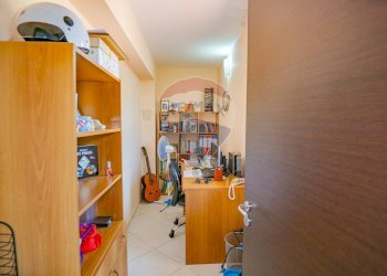 Camera / camera da letto - Appartamento Via Paolo vasta
 
5, Aci Sant'Antonio - foto 14