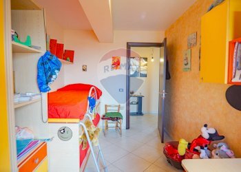 Camera / camera da letto - Appartamento Via Paolo vasta
 
5, Aci Sant'Antonio - foto 15