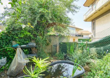 Giardino - Appartamento Via Paolo vasta
 
5, Aci Sant'Antonio - foto 23