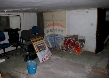 Parcheggio - Magazzino Via De Lorenzo
 
182/186, Catania - foto 17