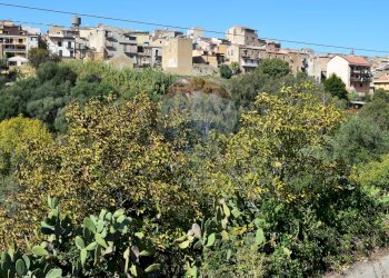 Edificio all\'aperto - Terreno edificabile Via Catanzaro
144, Valguarnera Caropepe - foto 41