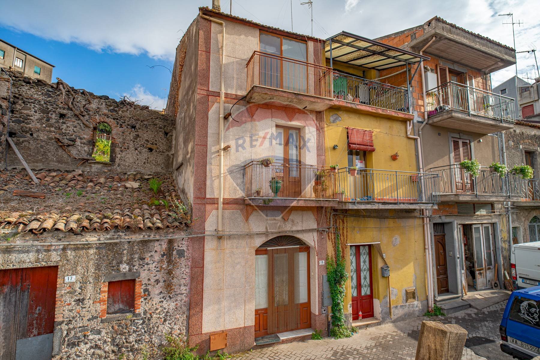 Edificio all\'aperto - Casa indipendente via Erasmo Marotta
 
19, Randazzo - foto 2