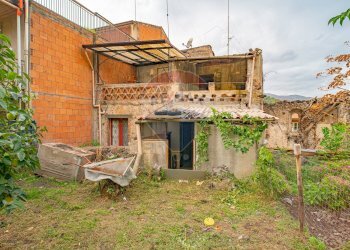 Casa all\'aperto - Casa indipendente via Erasmo Marotta
 
19, Randazzo - foto 25