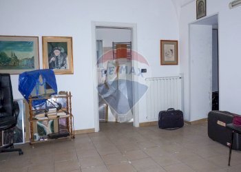 Soggiorno - Quadrilocale Via de giovanni
 
10 20 22, Adrano - foto 3