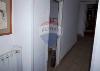 Hall / corridoio - Quadrilocale Via de giovanni
 
10 20 22, Adrano - foto 5