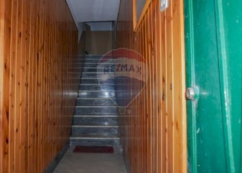 Scale - Appartamento via de giovanni
 
10 - 26, Adrano - foto 7