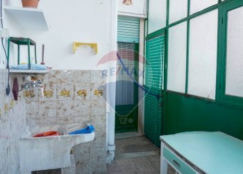 Cucina - Appartamento via de giovanni
 
10 - 26, Adrano - foto 23