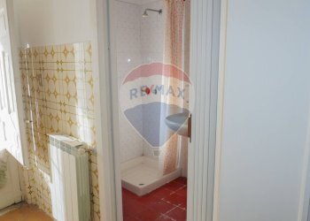 Bagno - Appartamento via de giovanni
 
10 - 26, Adrano - foto 38