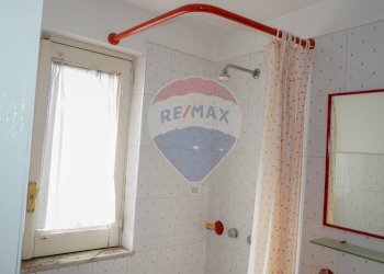 Bagno - Appartamento via de giovanni
 
10 - 26, Adrano - foto 40