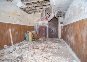 Parcheggio - Casa indipendente MESSINA
 
721/723, Catania - foto 9