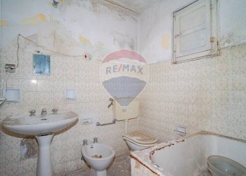 servizio - Casa indipendente MESSINA
 
721/723, Catania - foto 18