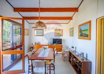 Sala da pranzo - Villa Castelluccio
 
sn, Augusta - foto 9