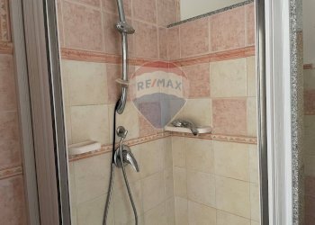 Dettagli - Casa indipendente via del voltaire
 
sn, Adrano - foto 9