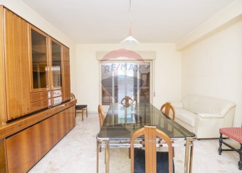 Sala da pranzo - Appartamento via Madonna della Via
 
161, Caltagirone - foto 4