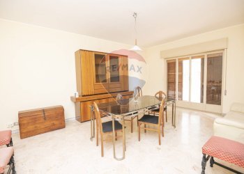 Sala da pranzo - Appartamento via Madonna della Via
 
161, Caltagirone - foto 5