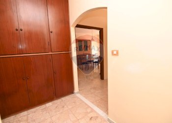 Hall / corridoio - Appartamento via Madonna della Via
 
161, Caltagirone - foto 14