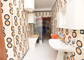 Bagno - Appartamento via Madonna della Via
 
161, Caltagirone - foto 23