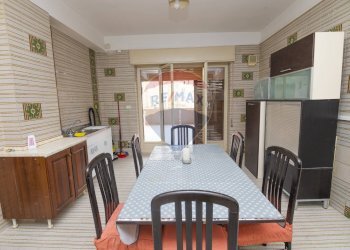 Sala da pranzo - Appartamento via Madonna della Via
 
161, Caltagirone - foto 24