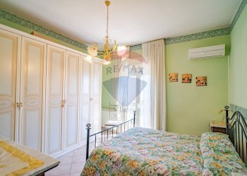 Camera / camera da letto - Villa via monpilieri
 
104, Mascalucia - foto 22