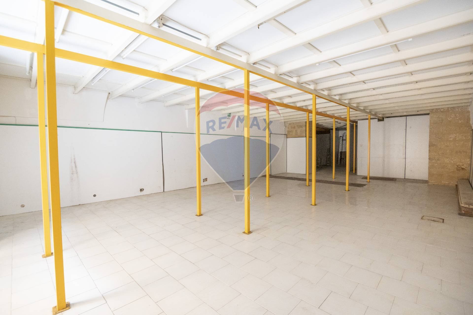 Parcheggio - Locale Commerciale VIA SAN BONAVENTURA
 
18, Caltagirone - foto 3