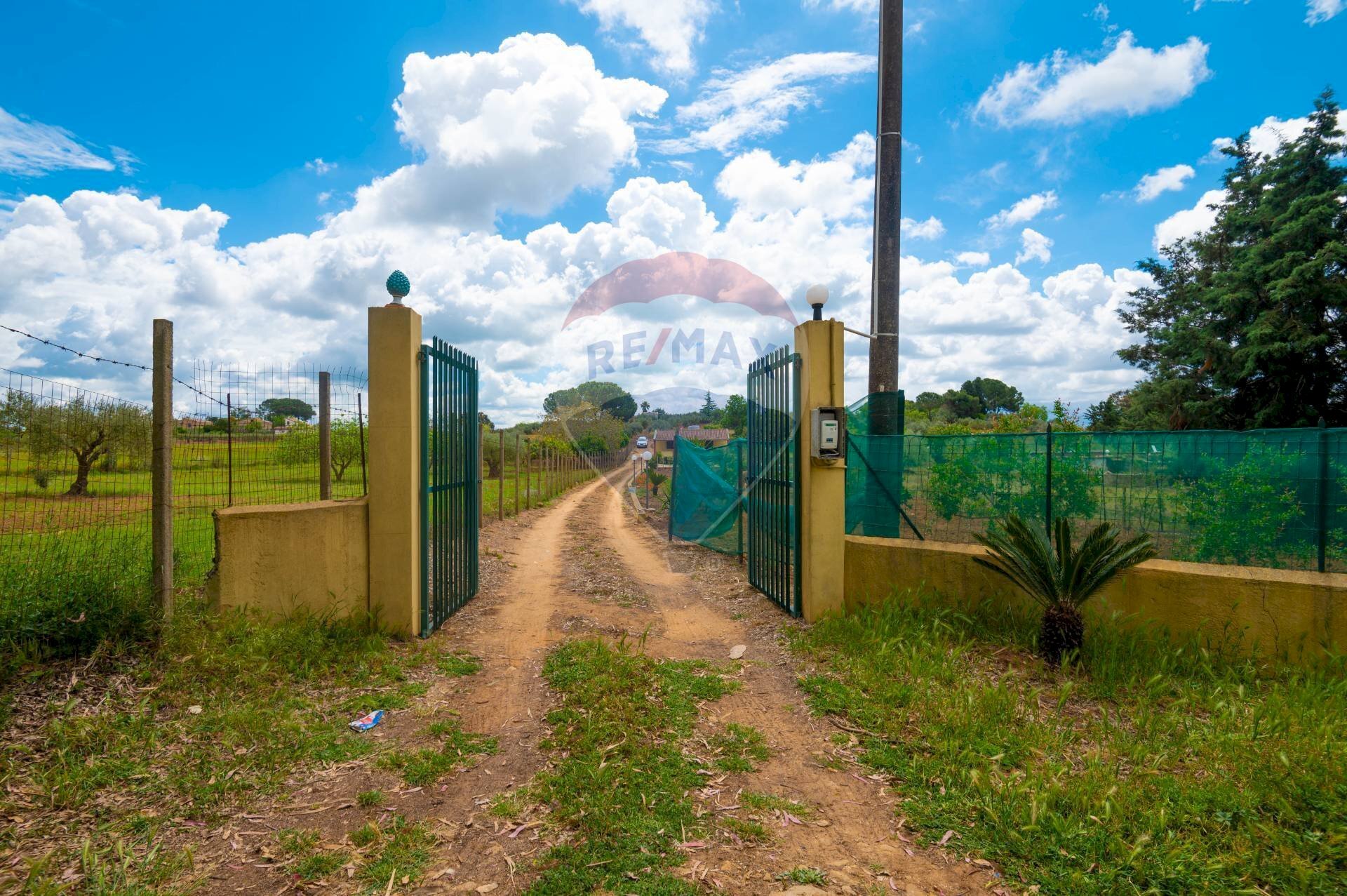 Giardino - Villa C/DA REGALSEMI
 
SN, Caltagirone - foto 1