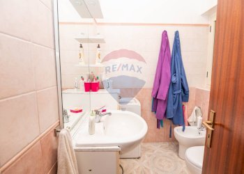 Bagno - Villa a Schiera via pietralonga
 
18, Mascali - foto 10