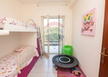 Camera / camera da letto - Villa a Schiera via pietralonga
 
18, Mascali - foto 12