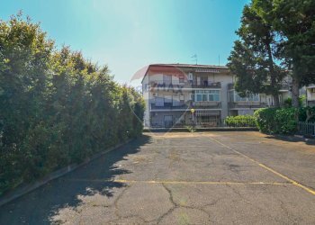 Edificio all\'aperto - Villa a Schiera via pietralonga
 
18, Mascali - foto 21