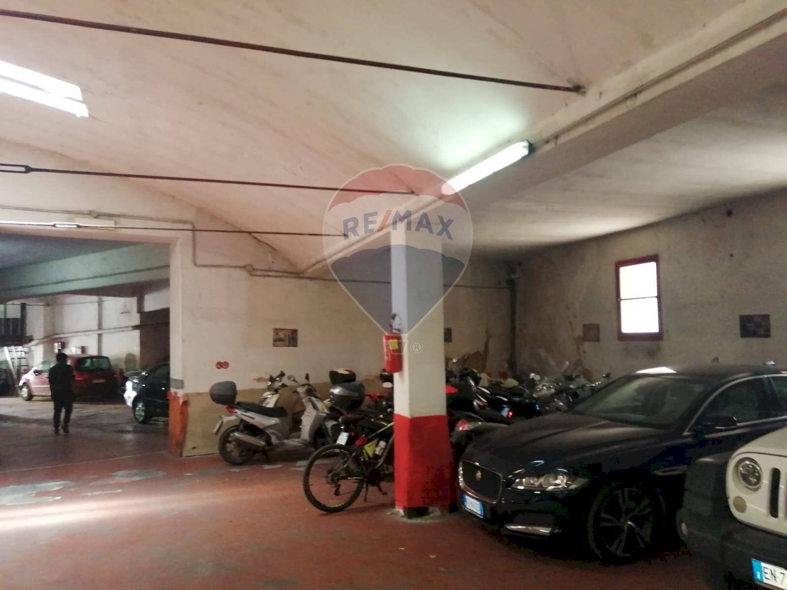 Parcheggio - Commercial Premises Via Giovanni Lavaggi
11, Catania - photo 2