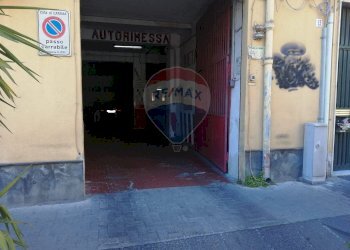 Edificio all\'aperto - Locale Commerciale Via Giovanni Lavaggi
 
11, Catania - foto 1