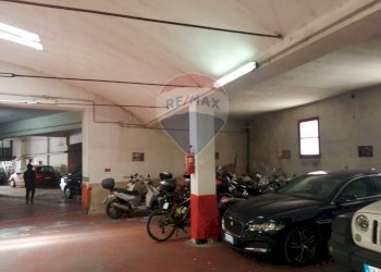 Parcheggio - Locale Commerciale Via Giovanni Lavaggi
 
11, Catania - foto 2