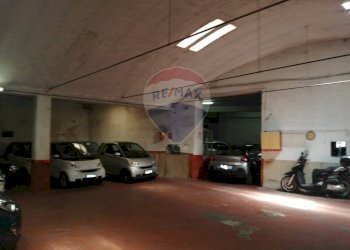 Parcheggio - Locale Commerciale Via Giovanni Lavaggi
 
11, Catania - foto 6