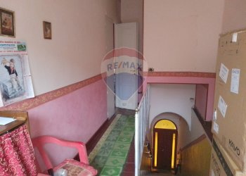 Hall / corridoio - Casa indipendente via Vittorio Emanuele
 
160, Santa Maria di Licodia - foto 11