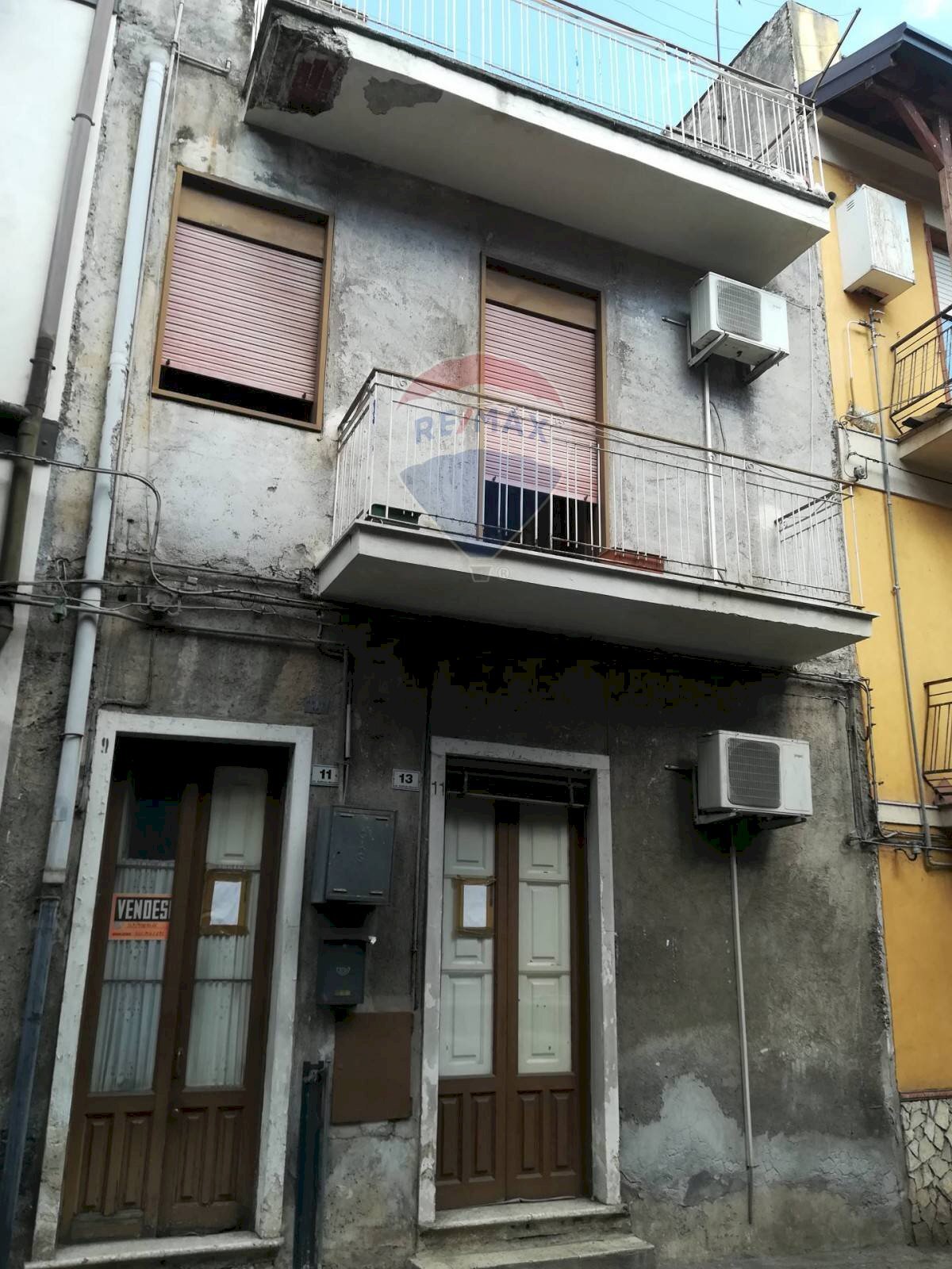 Edificio all\'aperto - Independent house VIA G, MAMELI
 
13, Paterno - photo 1